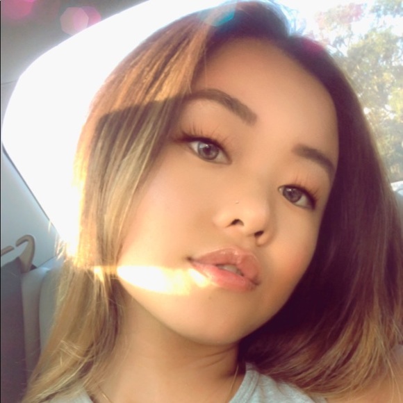 Meet your Posher, Gina - Picture 1 of 1